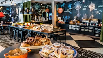 Frukostbuffé varje dag (SEK 179 per person)