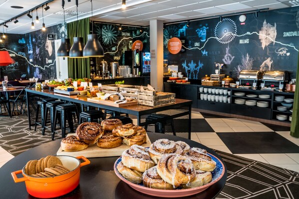 Daily buffet breakfast (SEK 135.0 per person)