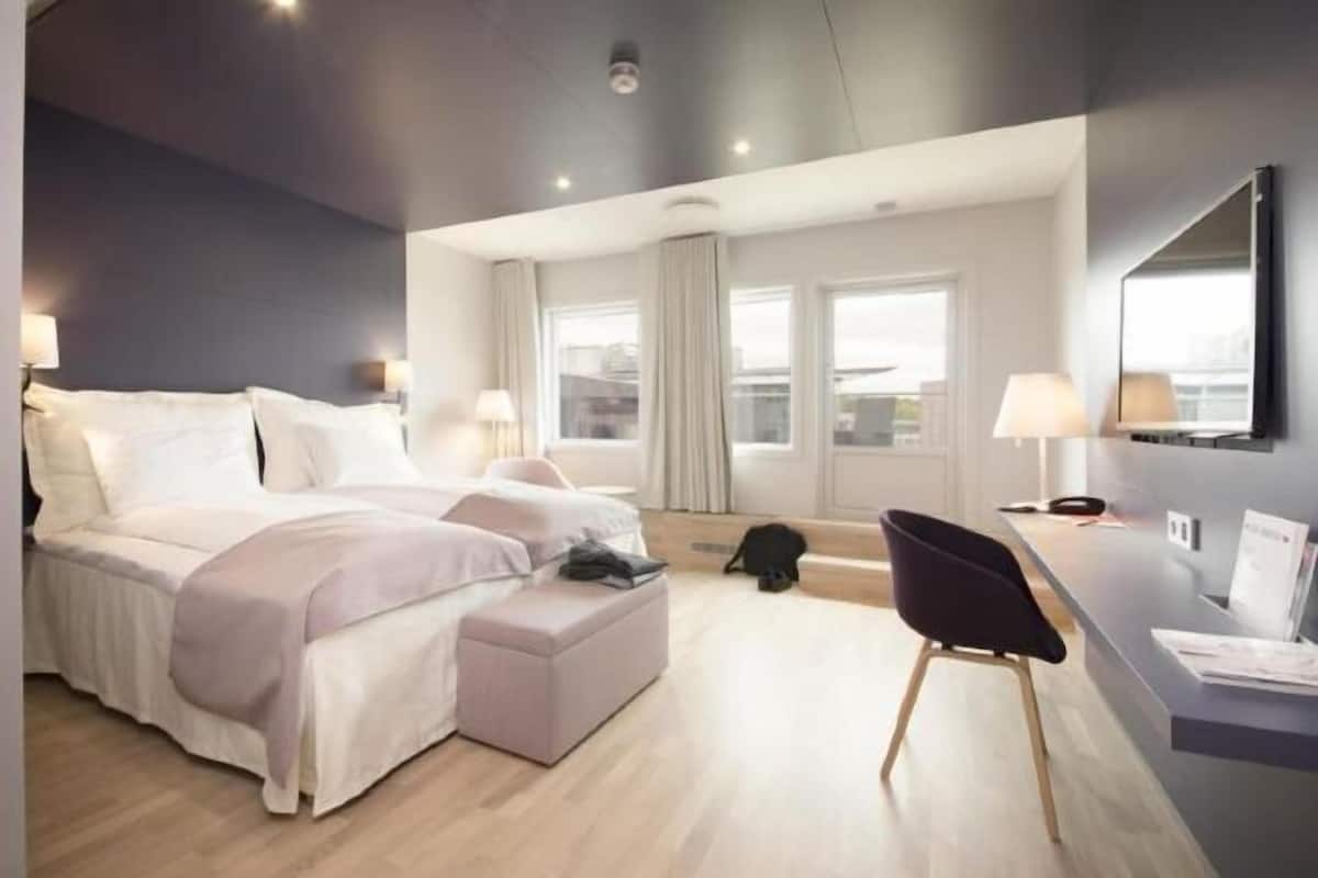 1 bedroom, desk, iron/ironing board, free WiFi