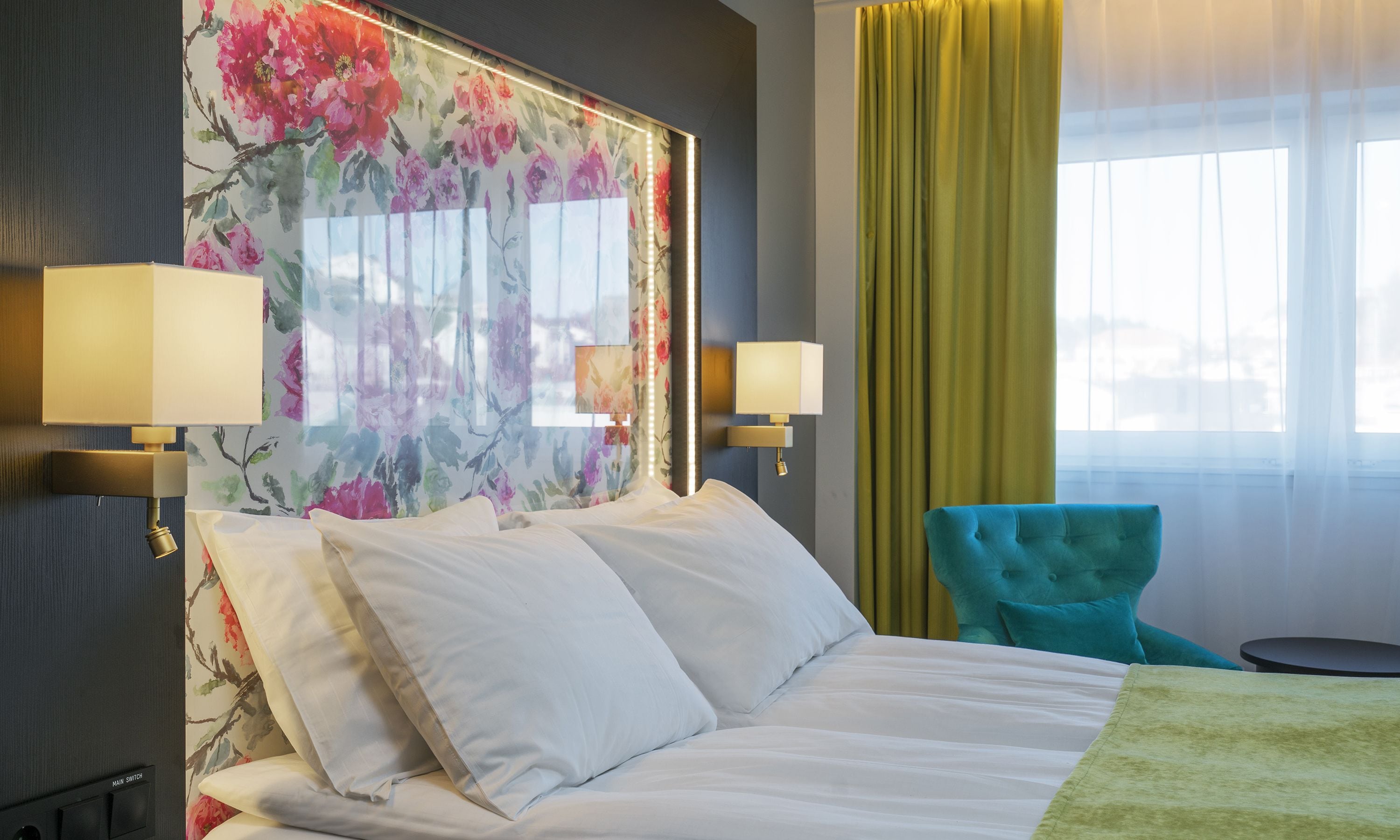 1 bedroom, premium bedding, pillow-top beds, in-room safe