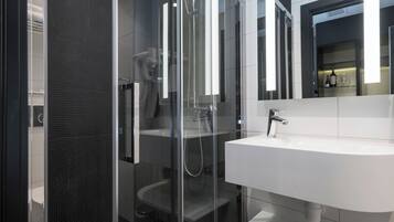 Shower, free toiletries, hair dryer, bathrobes