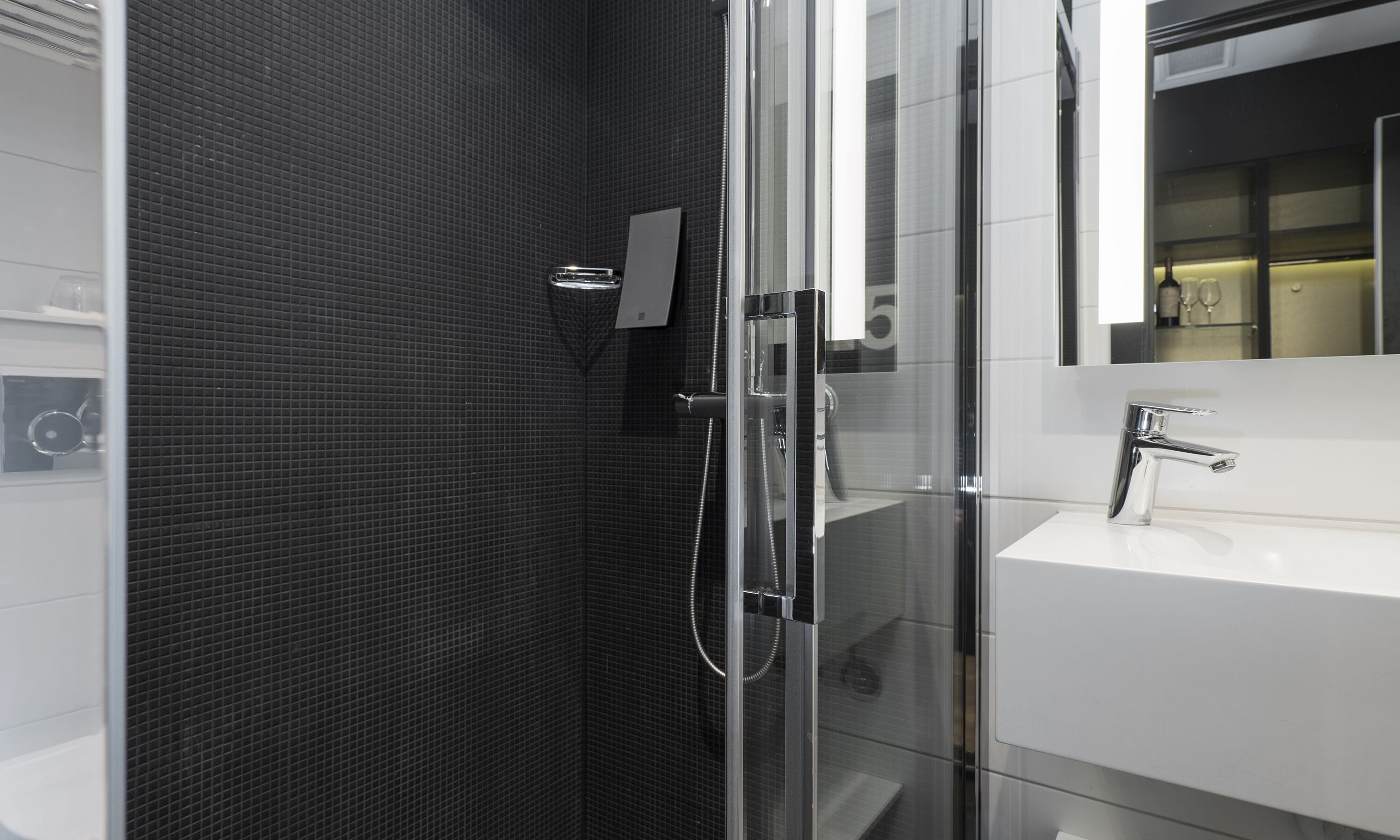 1 bedroom, premium bedding, pillow-top beds, in-room safe