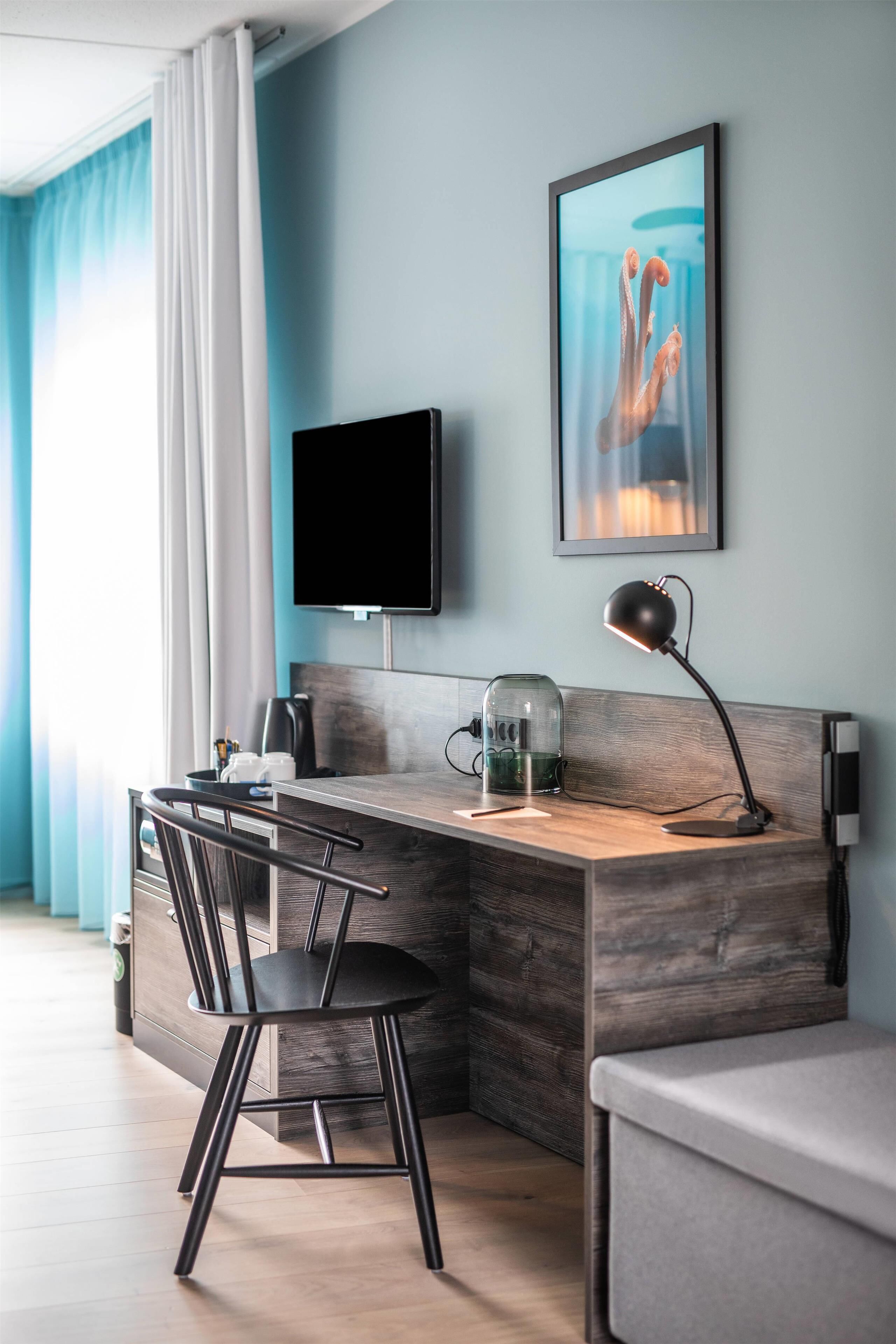 standard room | in-room safe, blackout curtains, iron/ironing board, cots/infant beds