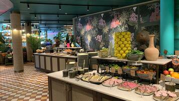 Desayuno buffet incluido todos los días