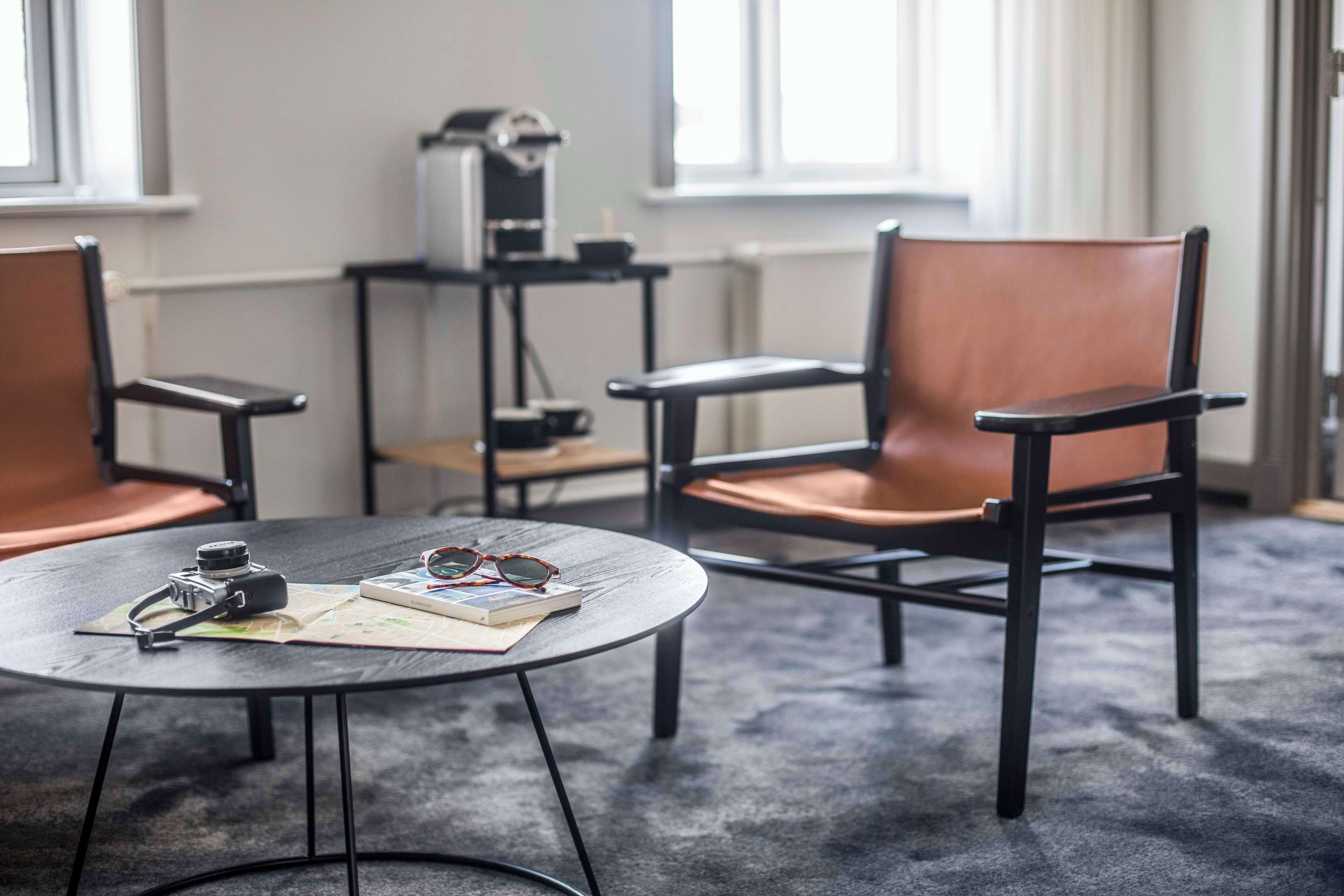 junior suite | 1 bedroom, in-room safe, bed sheets