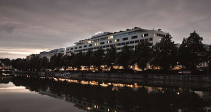 Radisson Blu Marina Palace Hotel, Turku