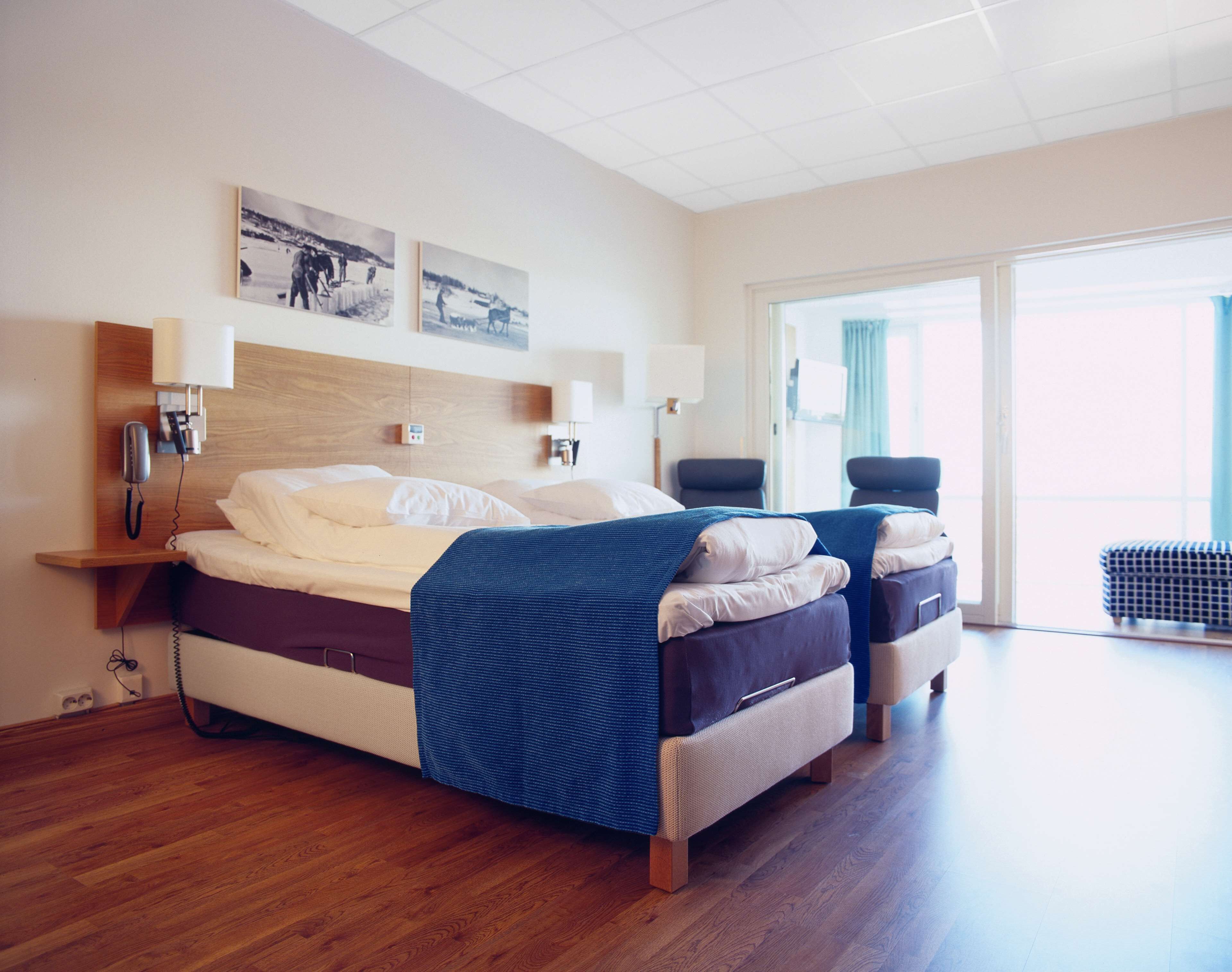 superior twin room | in-room safe, desk, iron/ironing board, free cots/infant beds