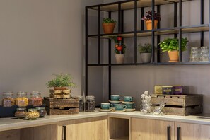 Desayuno buffet todos los días (con cargo) 