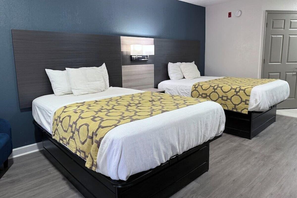 Desk, bed sheets