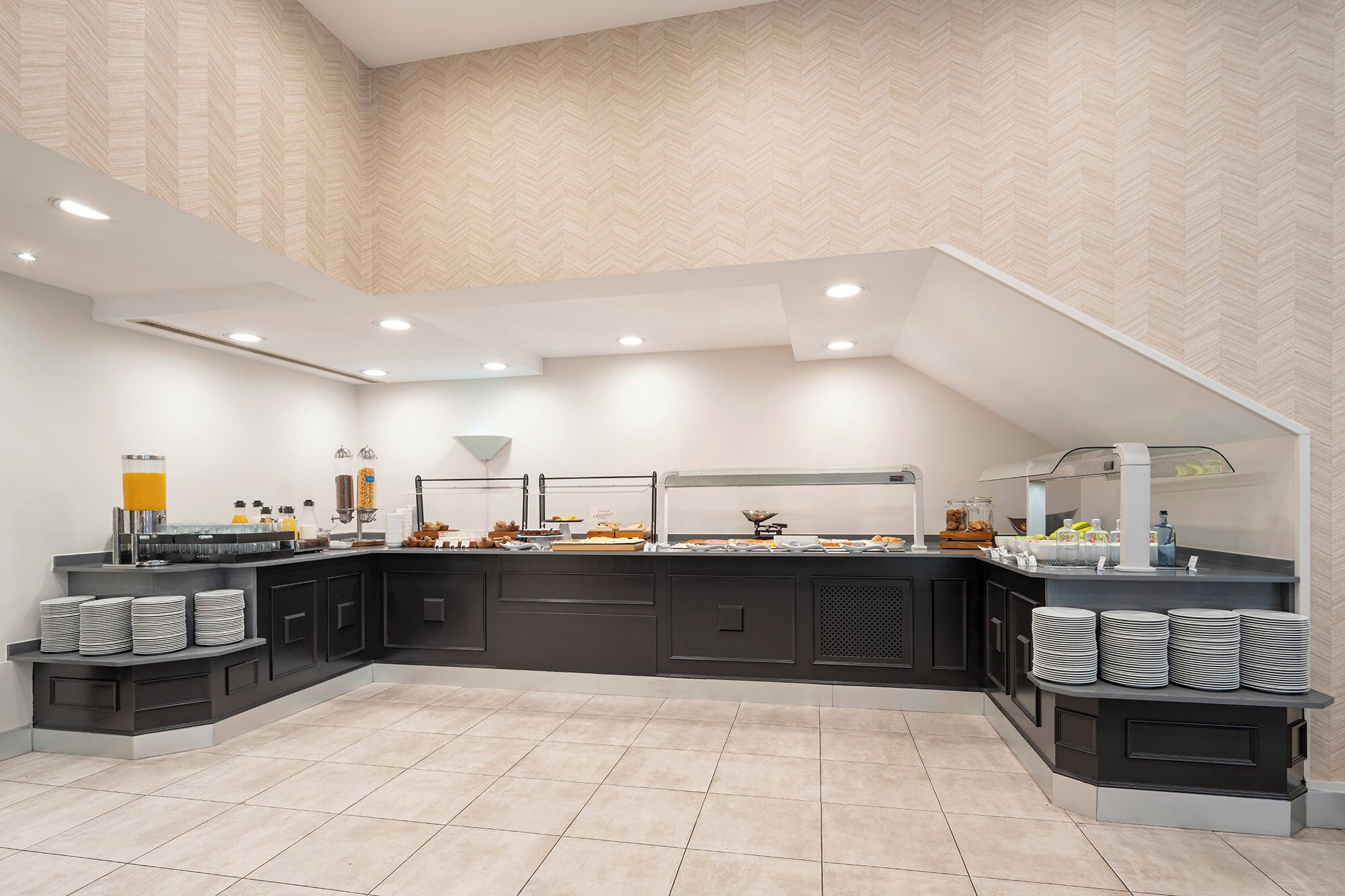 daily buffet breakfast (eur 13 per person)