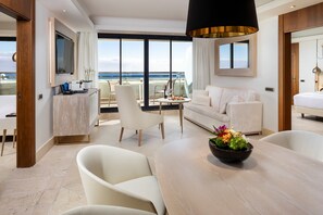 Presidential Suite Red Level