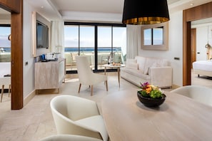 Presidential Suite Red Level