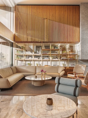 2 bares o lounges, bar junto a la alberca, bar en la playa
