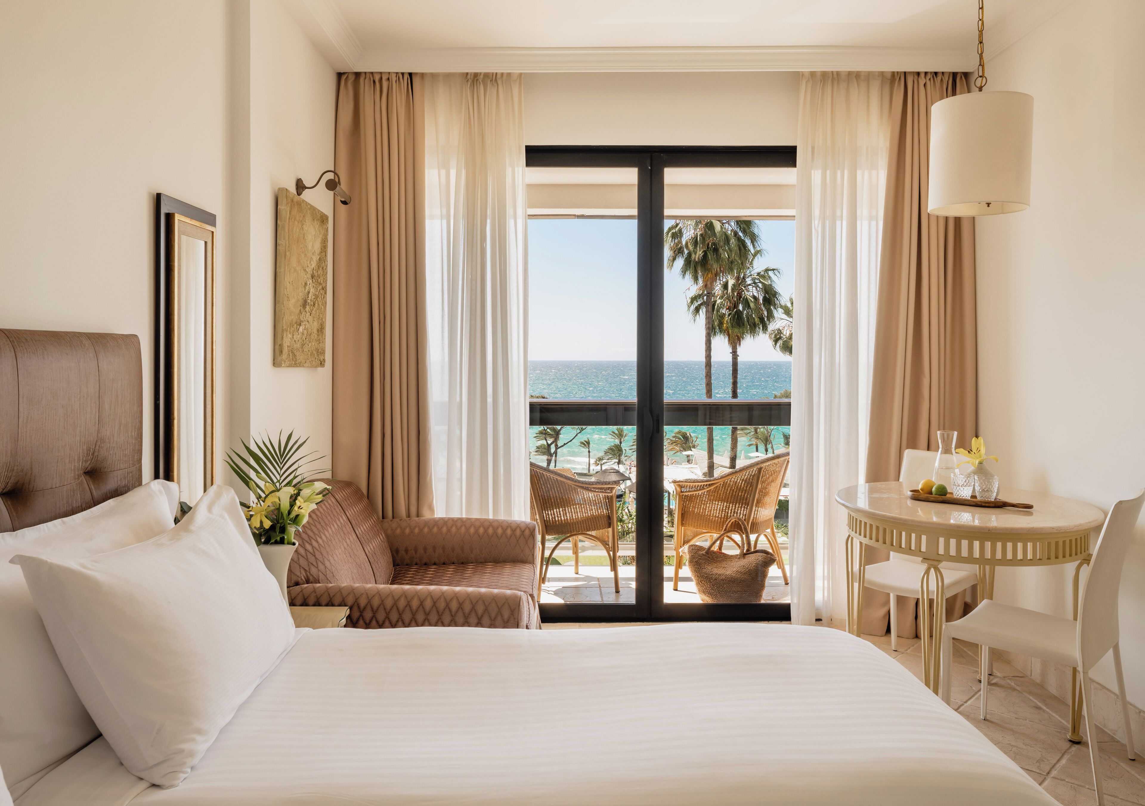 Näkymä rannalle/valtamerelle