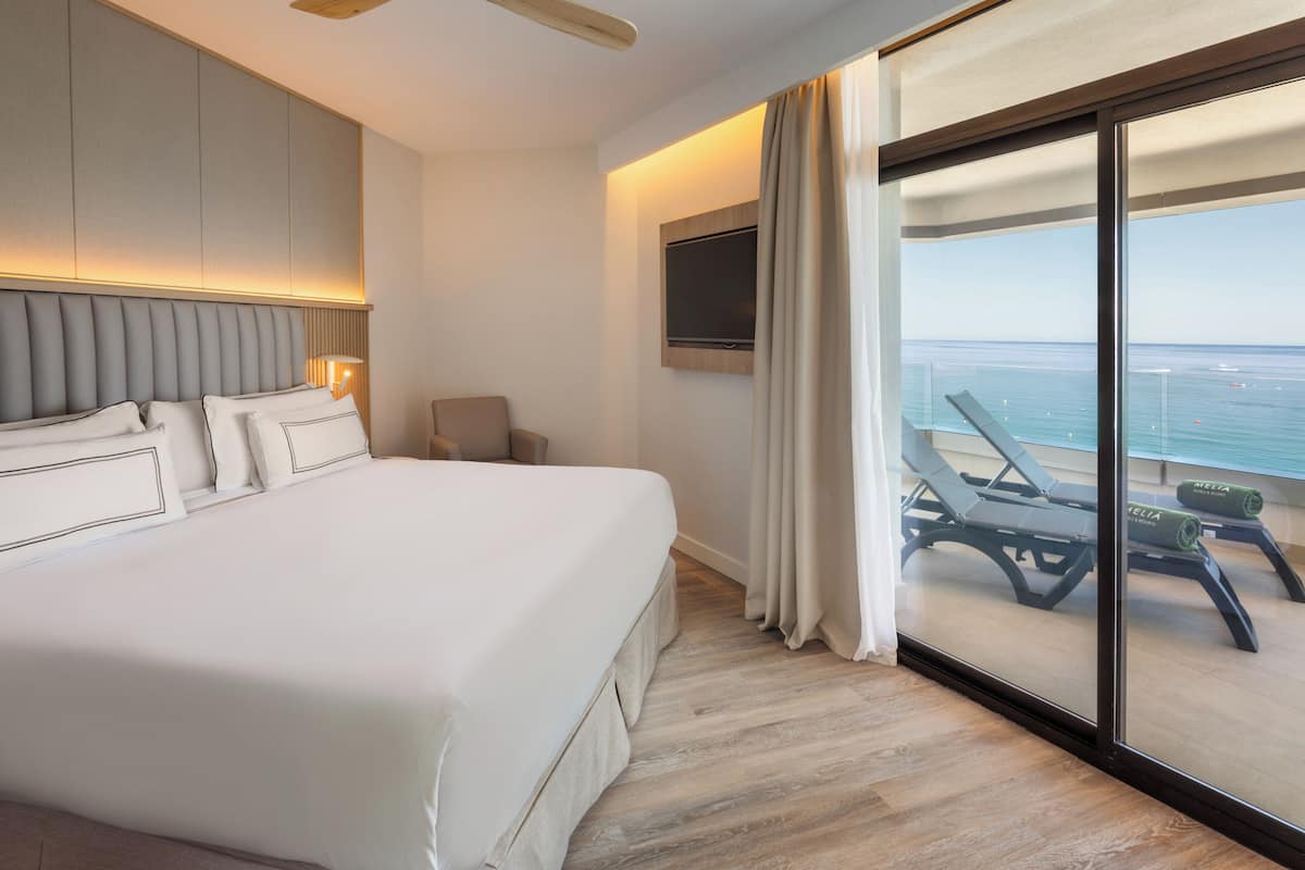 1 bedroom, minibar, desk, blackout curtains