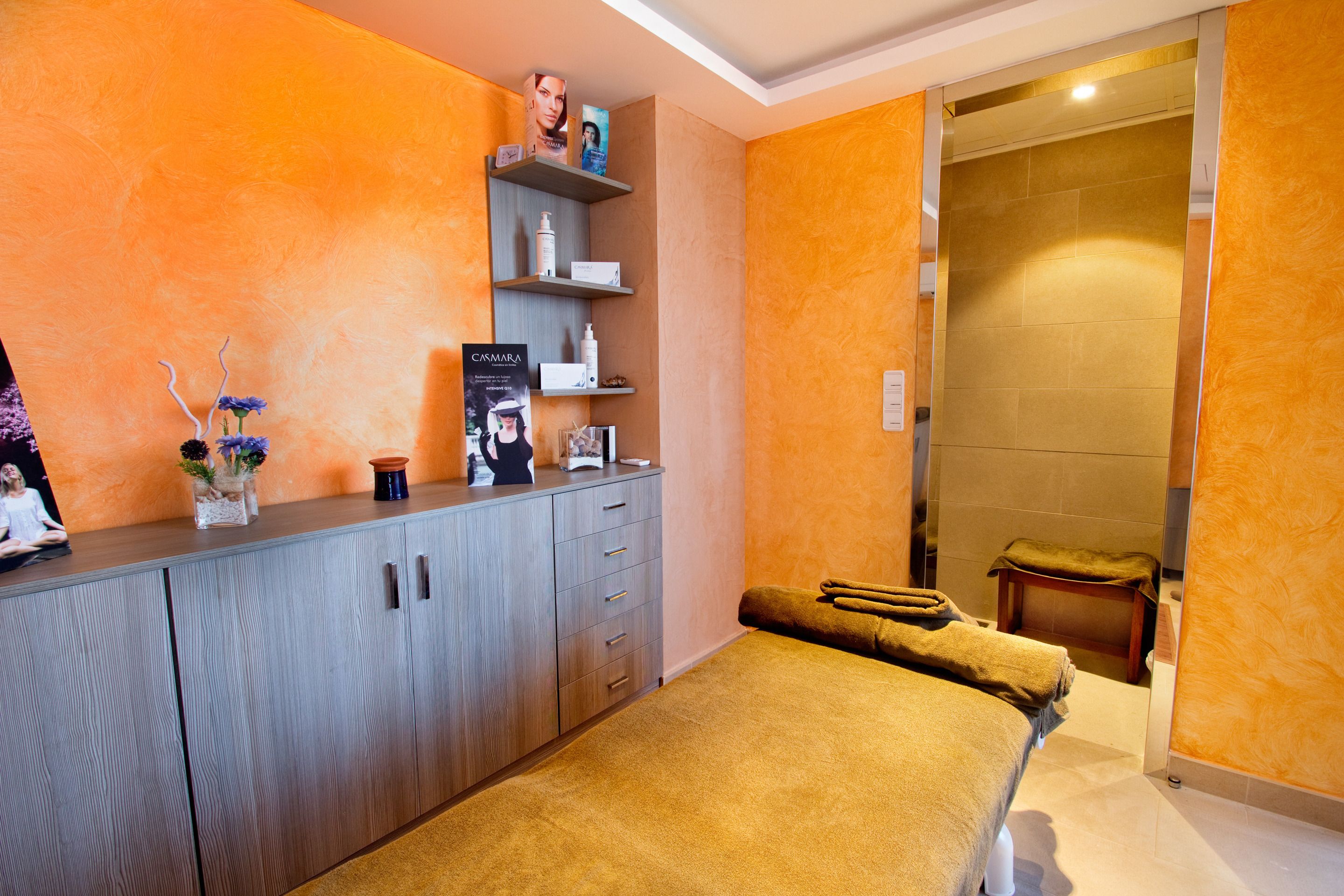 body treatments, facials, massages