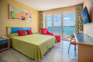 In-room safe, desk, cots/infant beds, free WiFi - Hotel Servigroup Galúa (Cartagena)