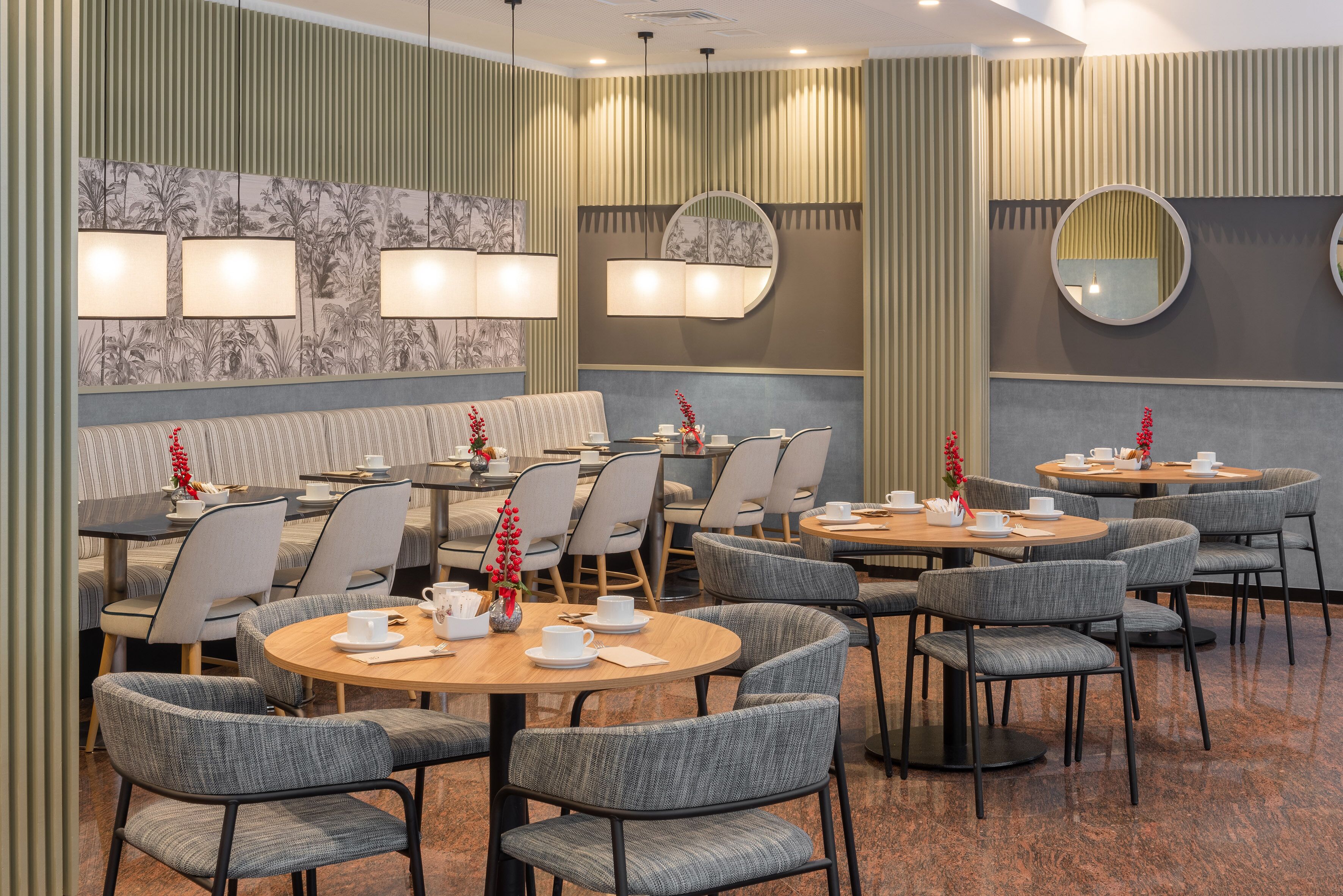 lunch and dinner served, mediterranean cuisine