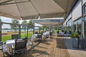 Lunch and dinner served, Mediterranean cuisine
