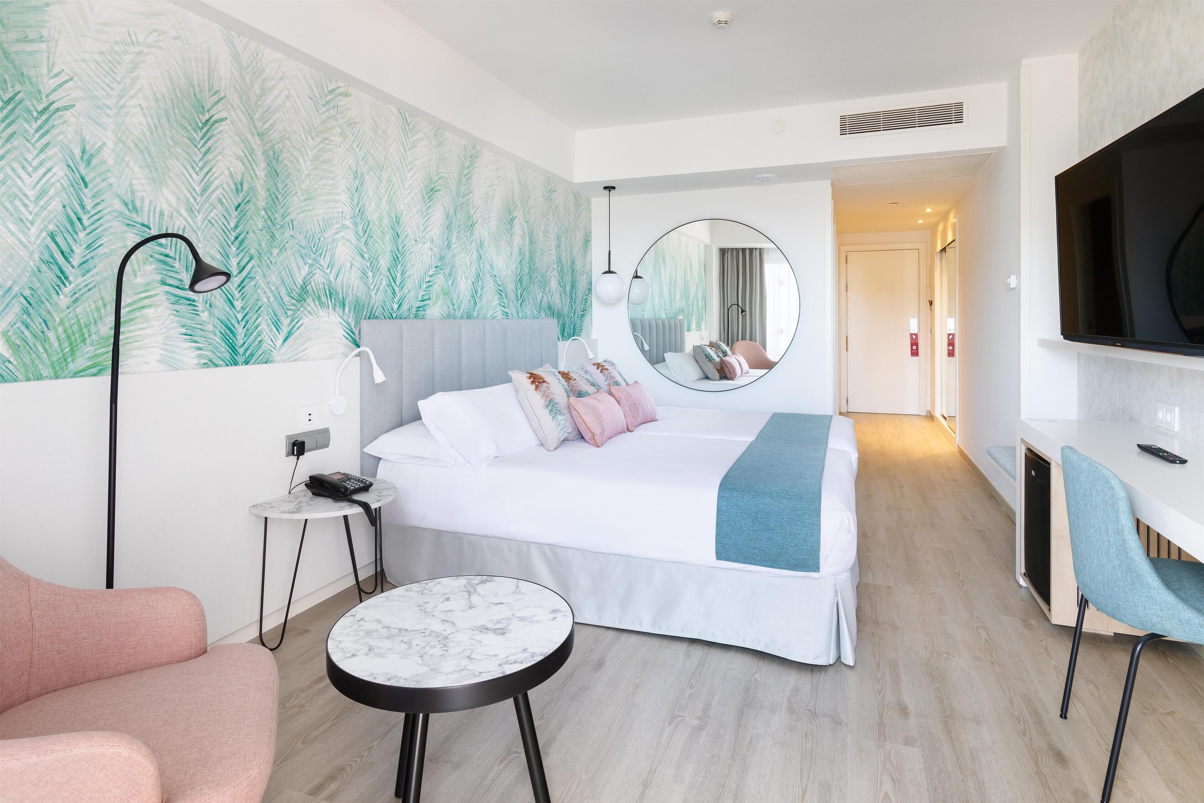 Down duvets, minibar, in-room safe, desk