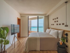 The Reserve Suite Penthouse Ocean Front Horizon | Premium bedding, free minibar, in-room safe, blackout drapes - Paradisus by Meliá Fuerteventura – All Inclusive (Pajara)