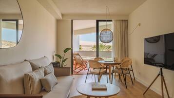 Premium bedding, free minibar, in-room safe, blackout drapes