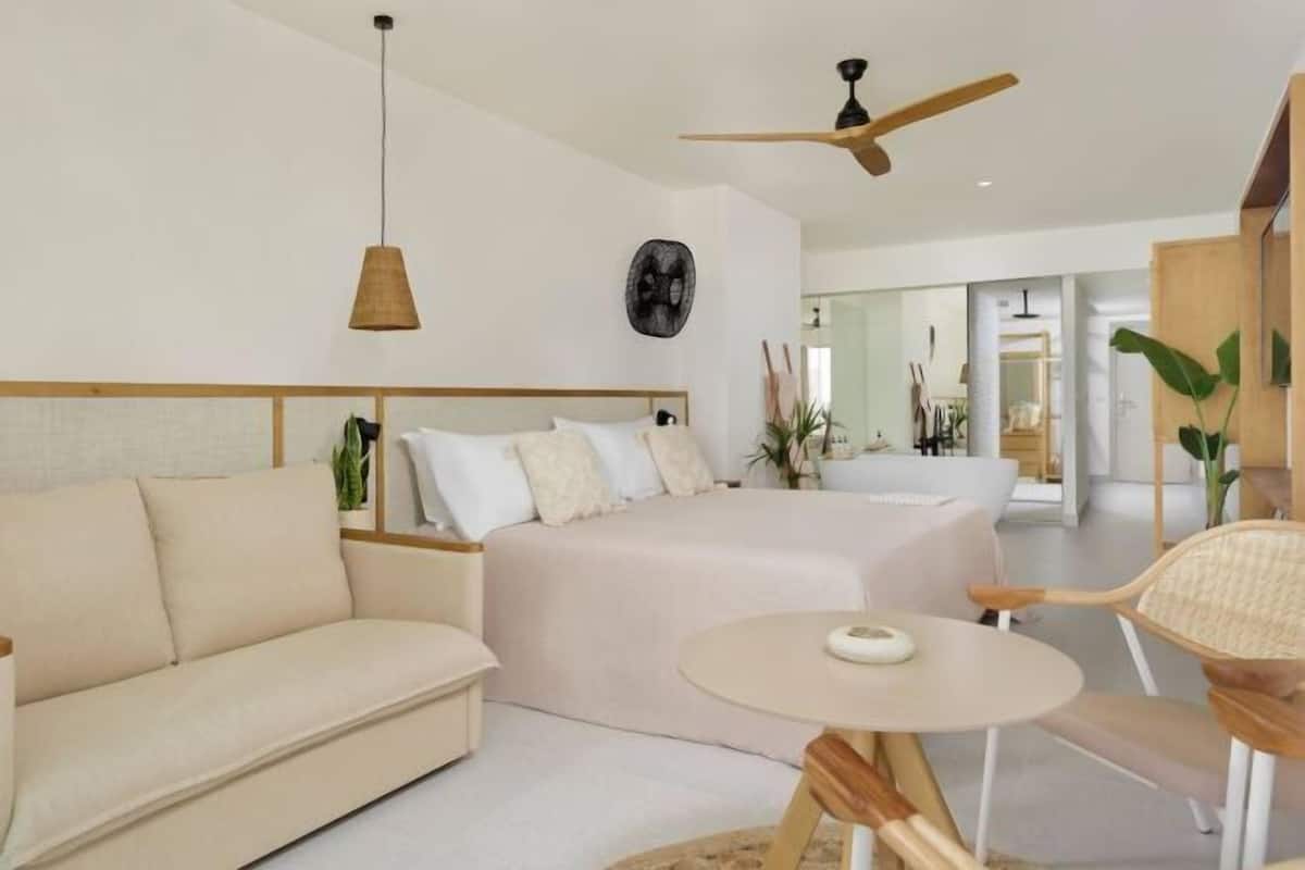 1 dormitorio y ropa de cama de alta calidad