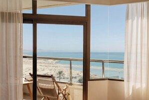 Junior suite | Uitzicht op strand/zee