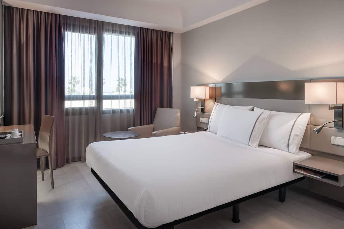 1 bedroom, minibar, in-room safe, desk