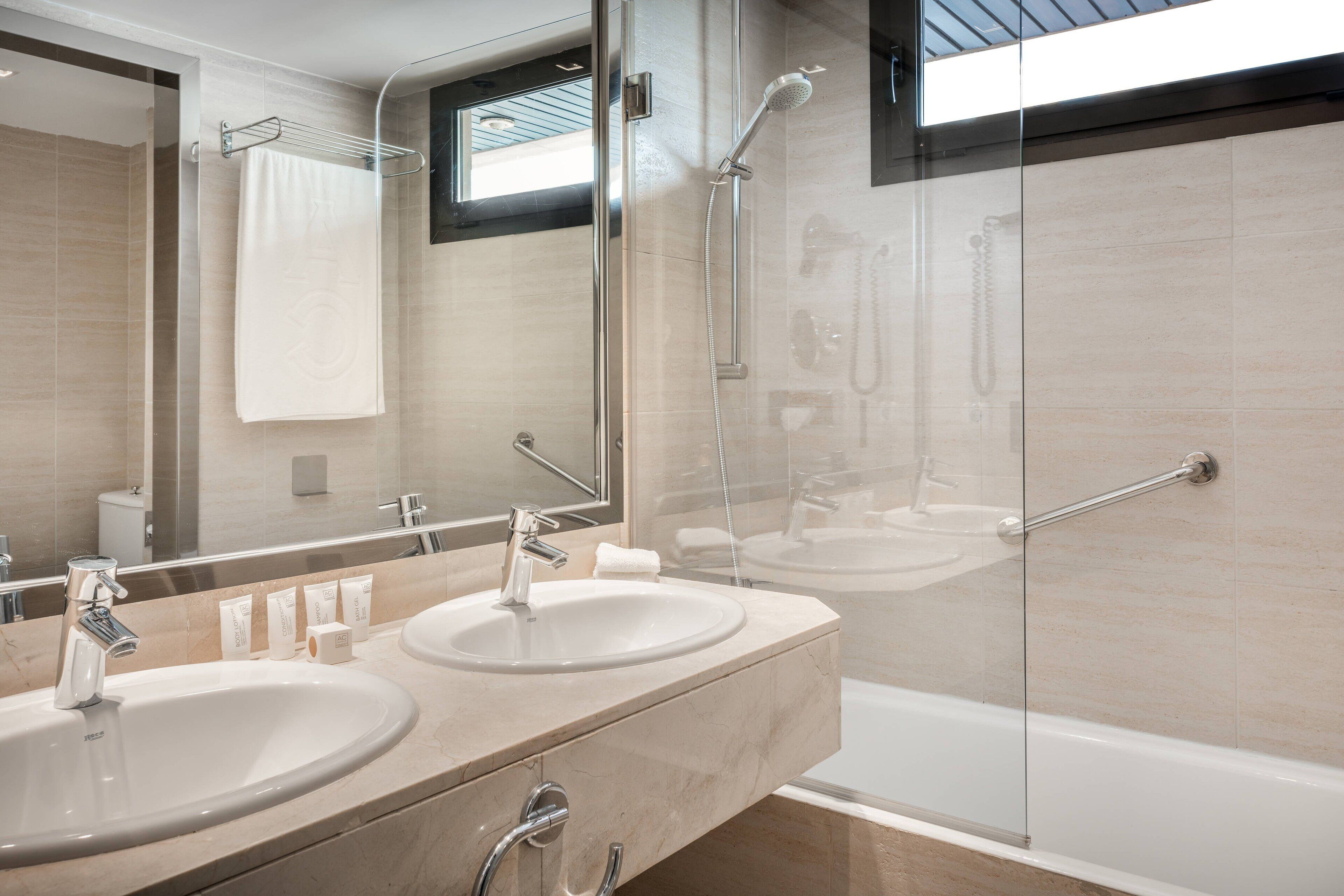 Photo - AC Hotel Iberia Las Palmas by Marriott