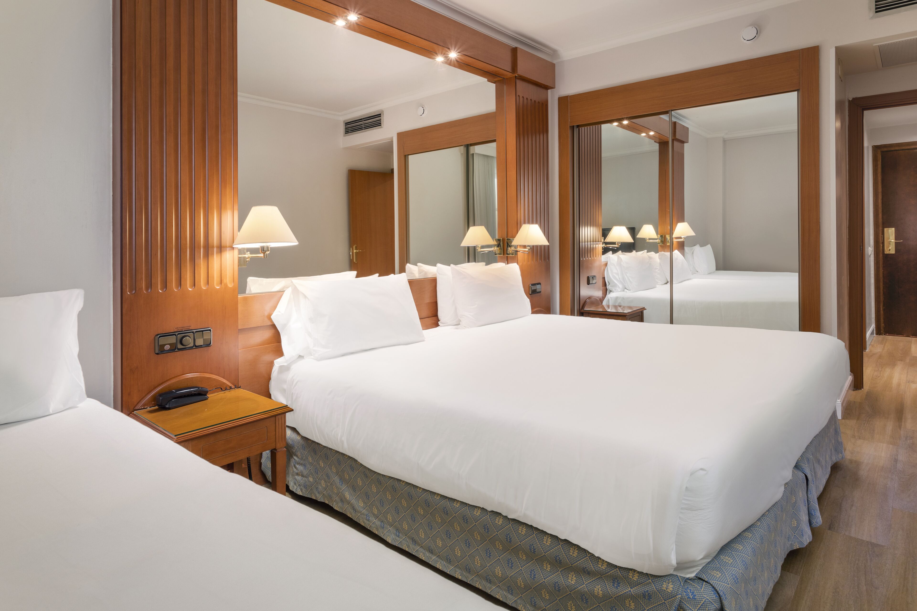 1 bedroom, minibar, in-room safe, individually furnished