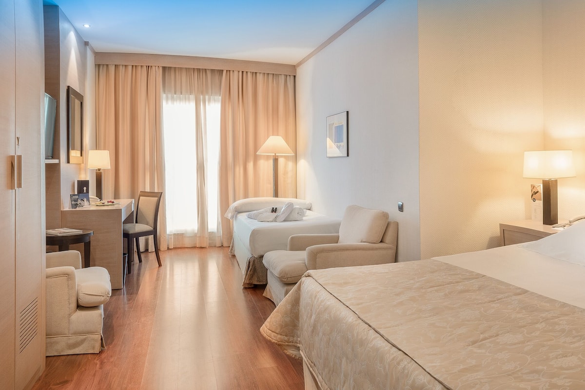 Couette en duvet, minibar, coffre-fort, bureau