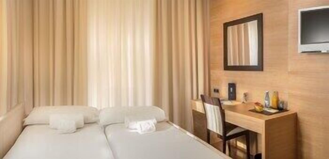 Couette en duvet d'oie, minibar, coffres-forts dans les chambres, bureau