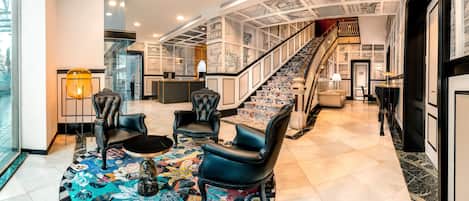 Sala de estar en el lobby