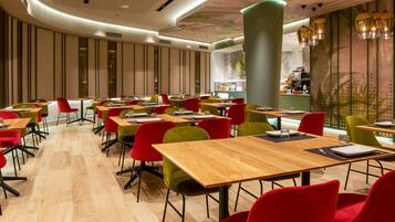 Daily buffet breakfast (EUR 22 per person)