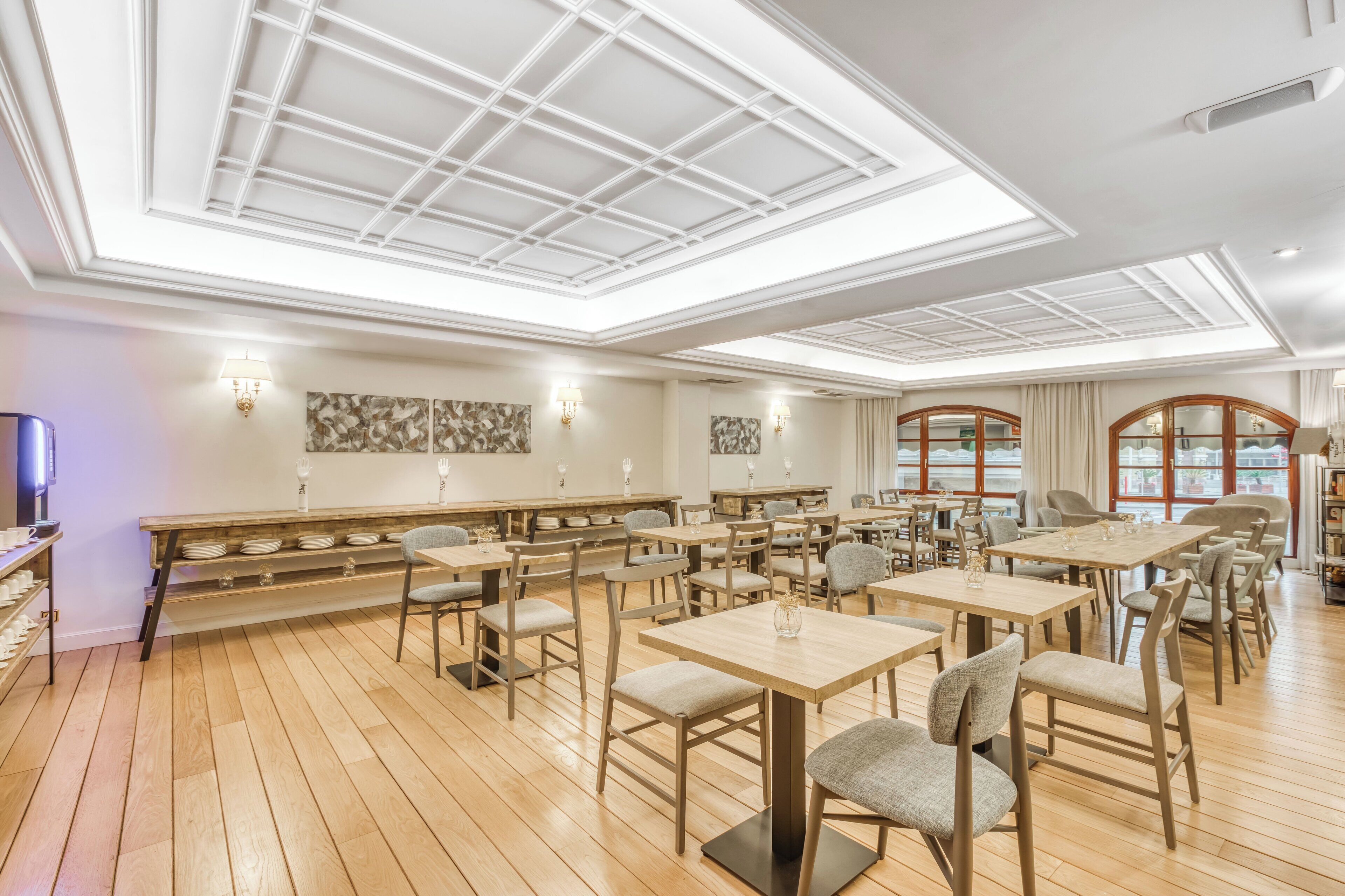 daily buffet breakfast (eur 11.50 per person)