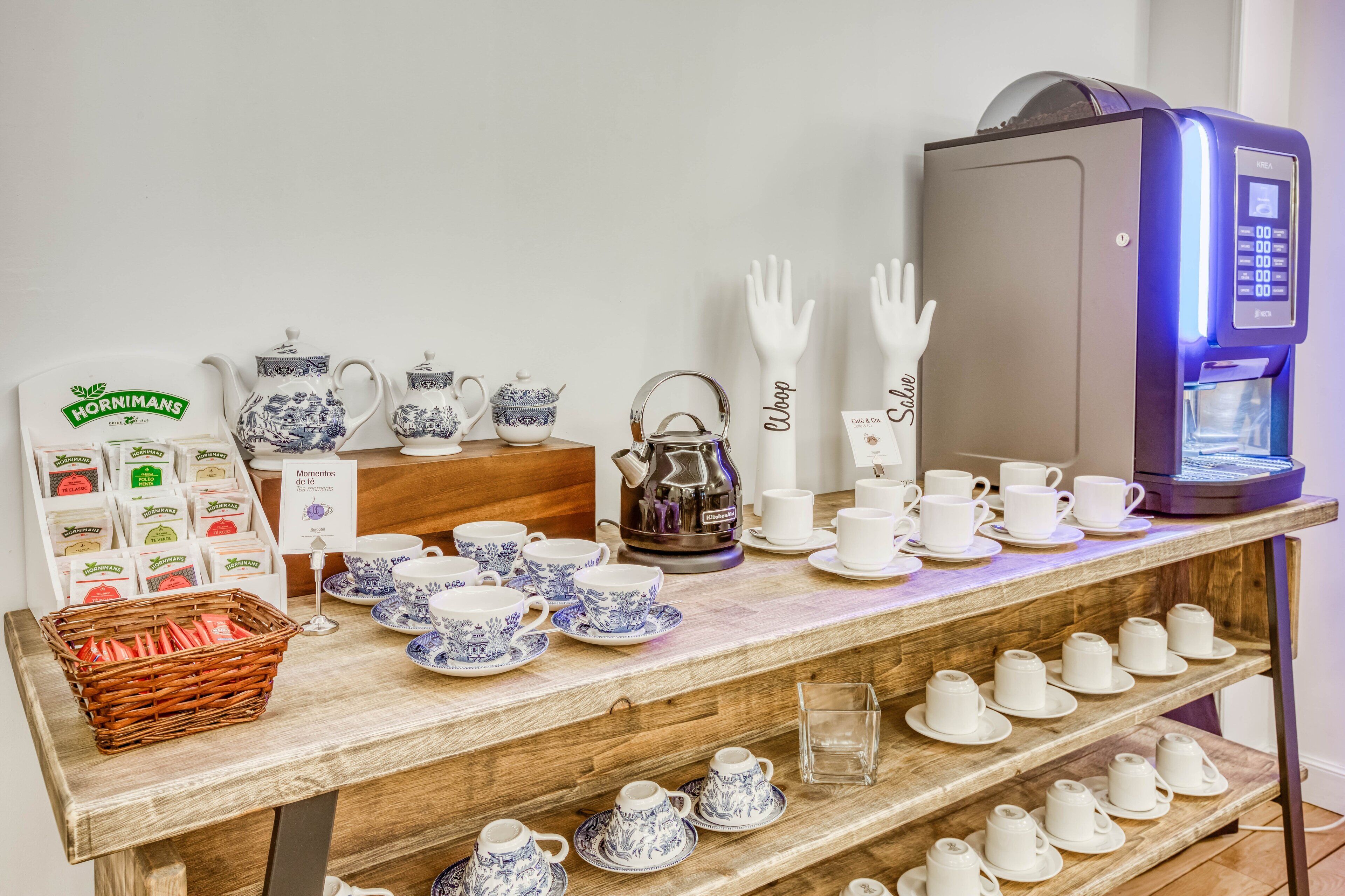 daily buffet breakfast (eur 11.50 per person)