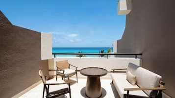 The Reserve Adults Only Master Suite - Ocean View | Premium bedding, free minibar, in-room safe, desk