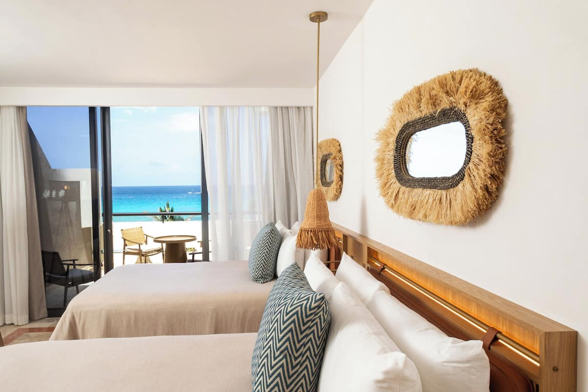 Family Concierge Two Bedroom Ocean View | Ropa de cama de alta calidad y artículos del minibar gratis