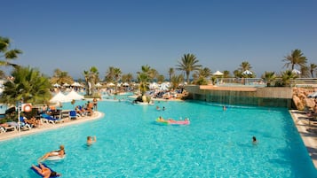 Sisäuima-allas, ulkouima-allas