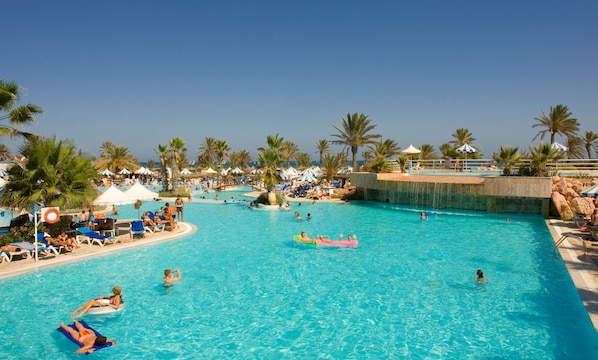 Indoor pool, outdoor pool