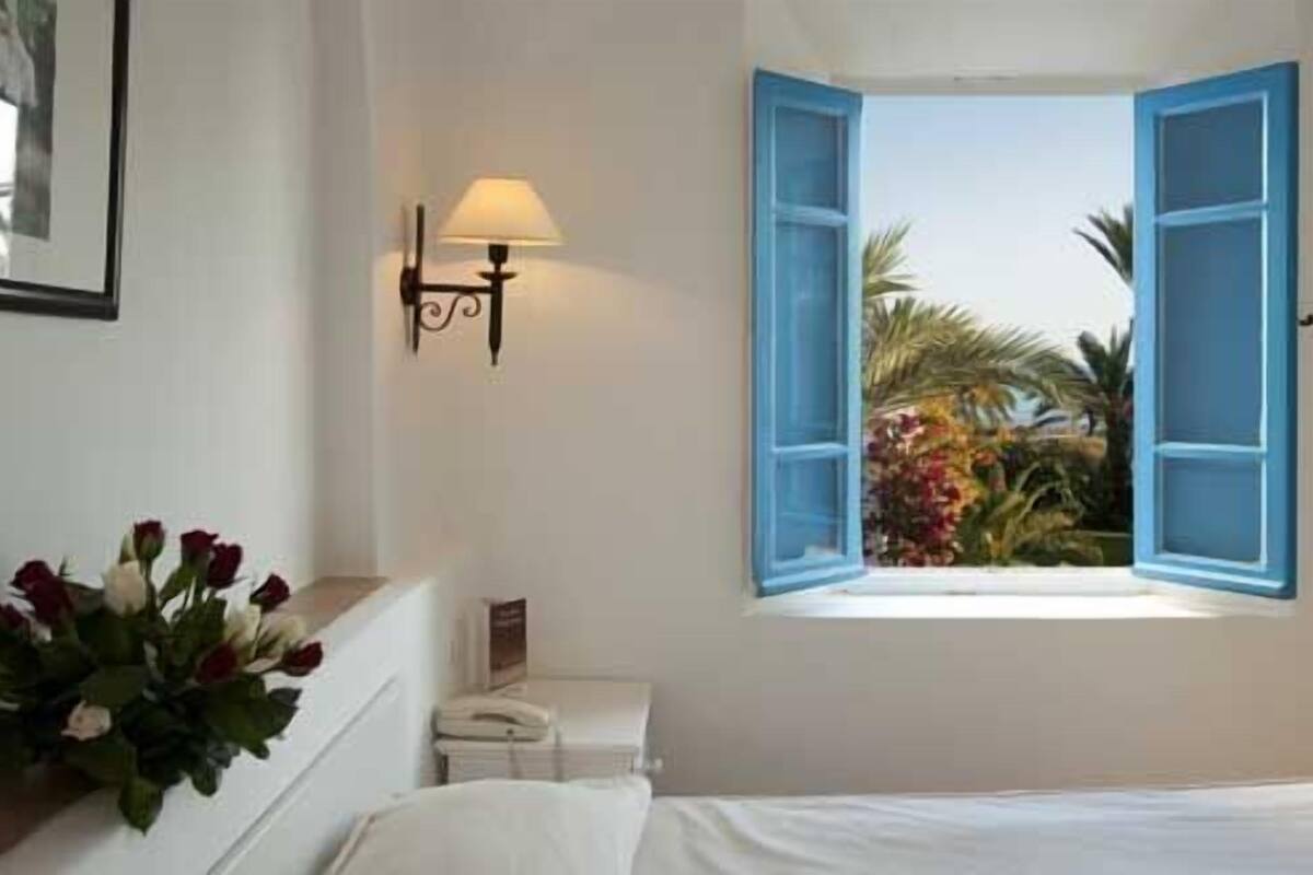 Caixa forta a l'habitació i bressols gratuïts 
