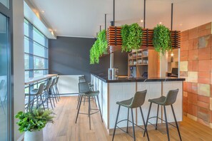 Snack bar