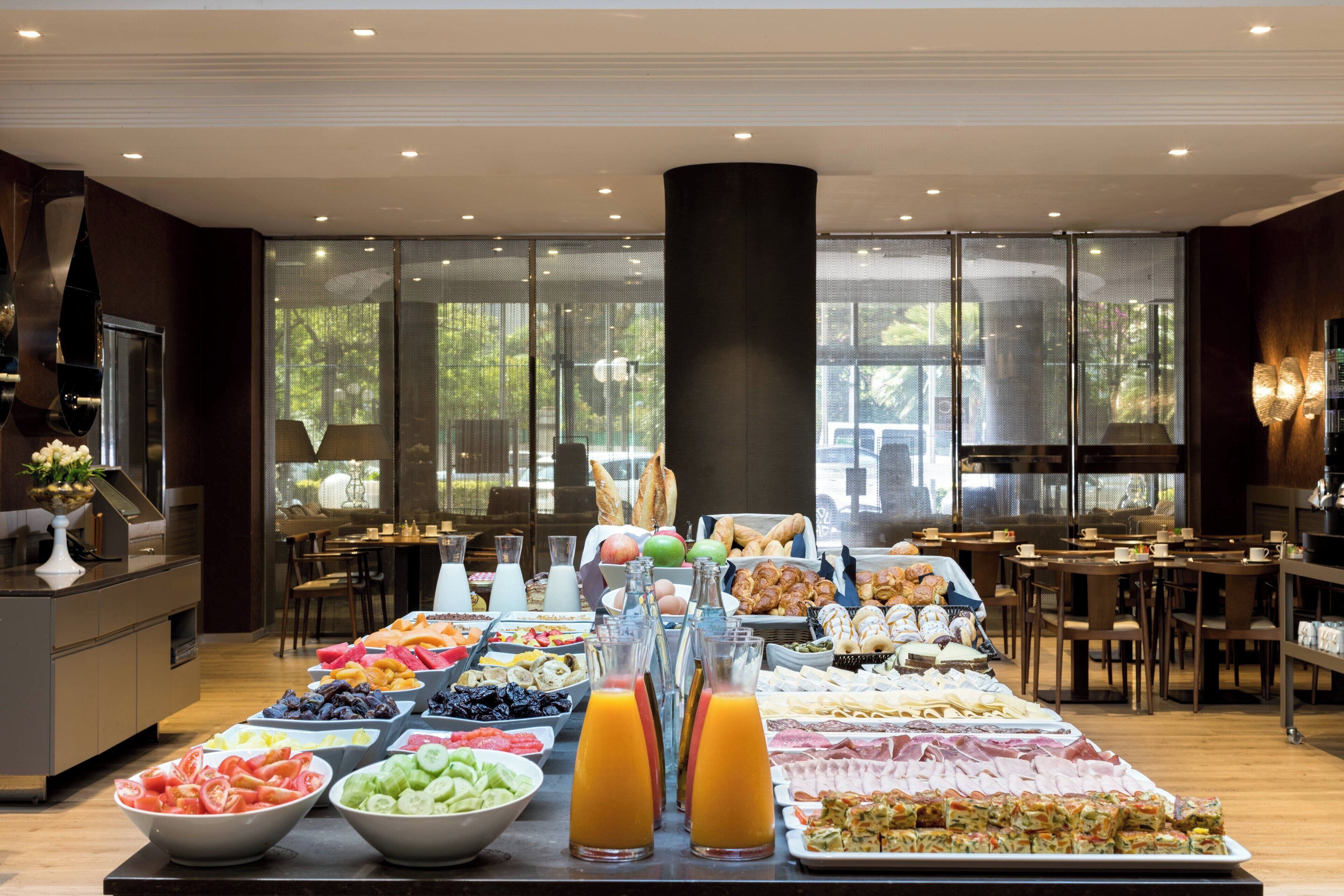 daily buffet breakfast (eur 27 per person)