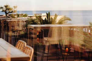 Con vistas a la piscina 