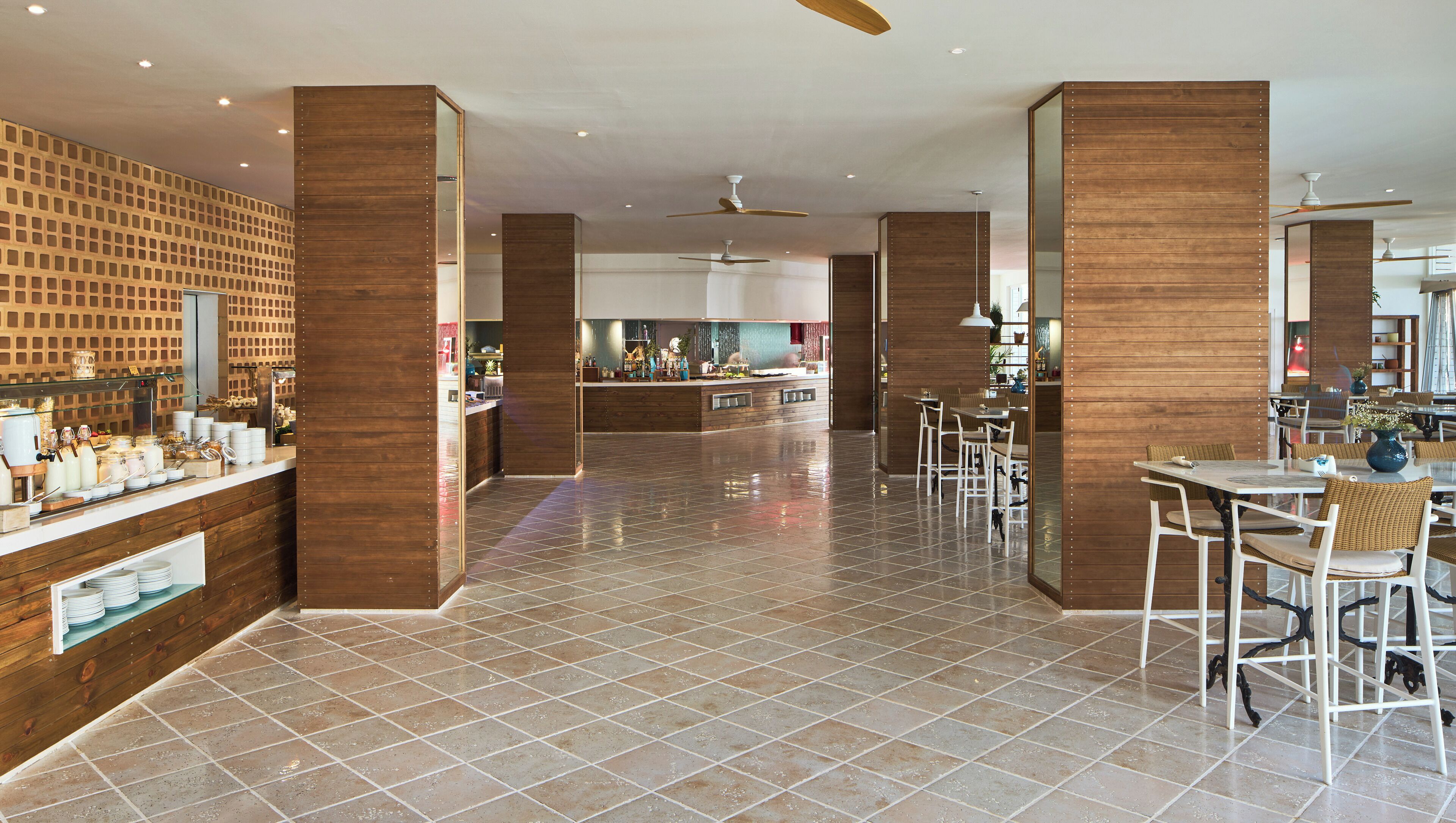 3 restaurants, mediterranean cuisine