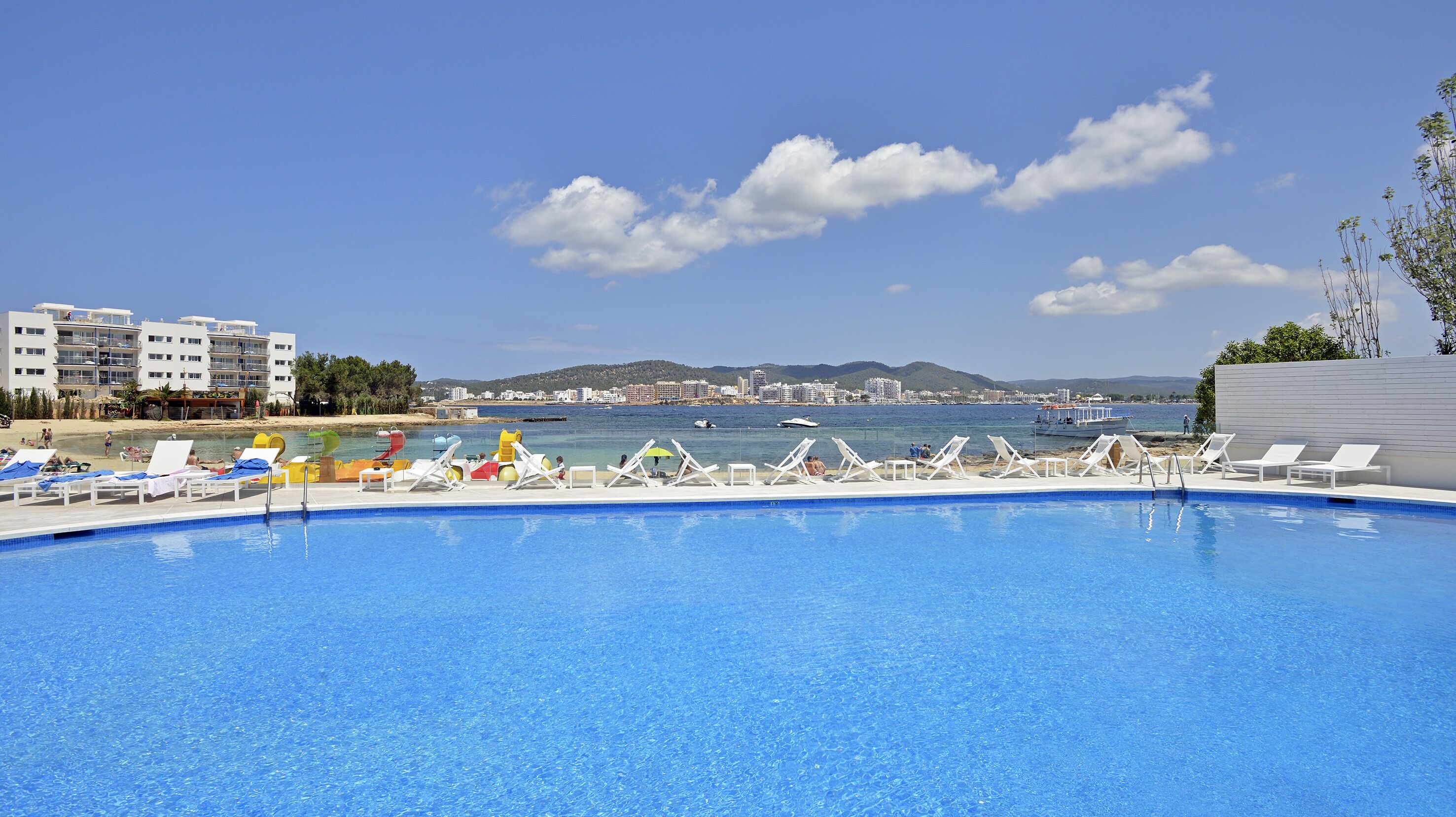 2 outdoor pools, pool cabanas (surcharge), pool umbrellas