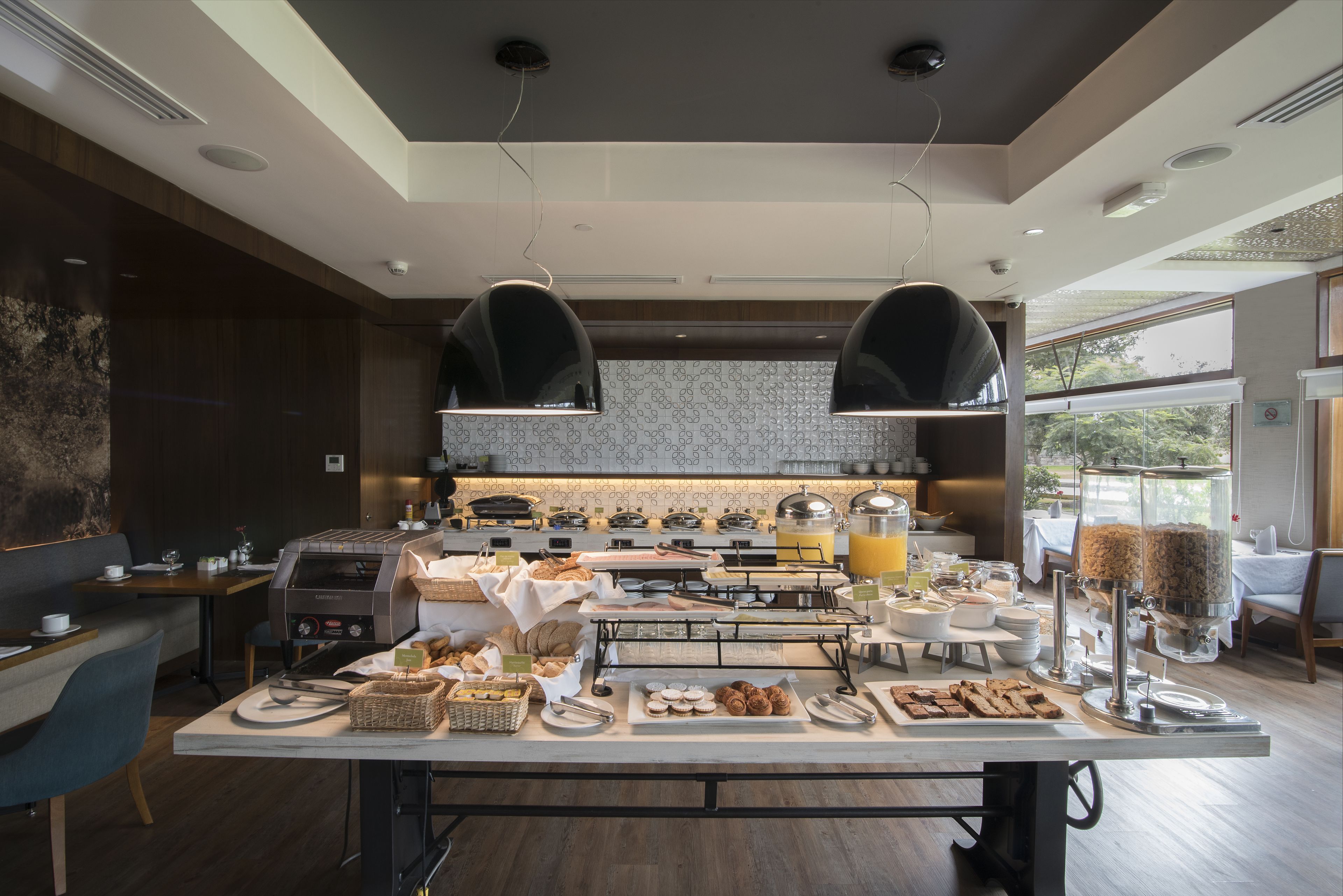 Desayuno buffet incluido todos los días 