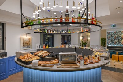 Hotel Cambon