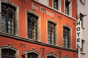Exterior - Hotel Ahl Meerkatzen (Cologne)